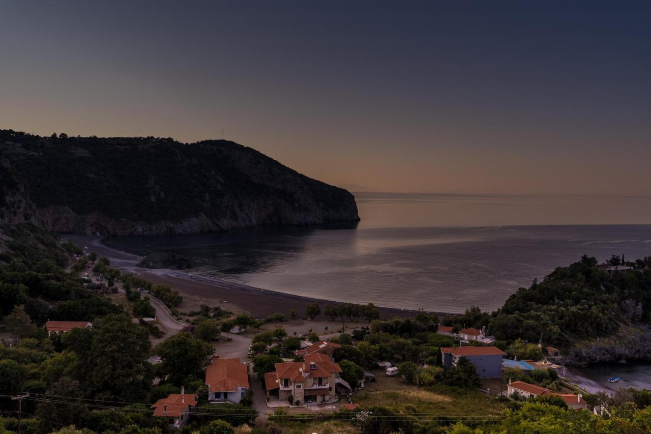 Αlissachne Suites Лімніонас Екстер'єр фото
